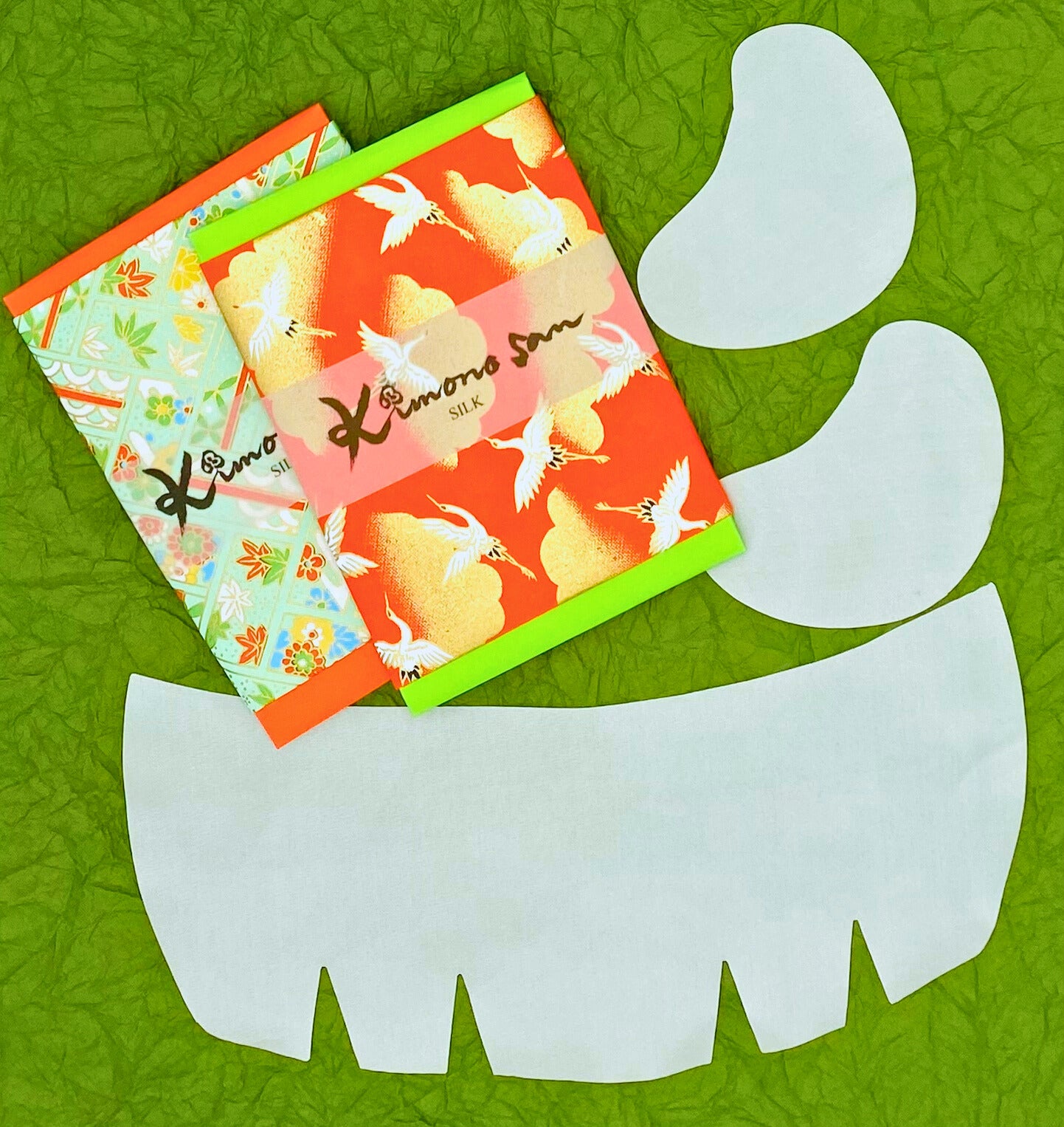 Silk neck & chest sheet and under eye mask combo