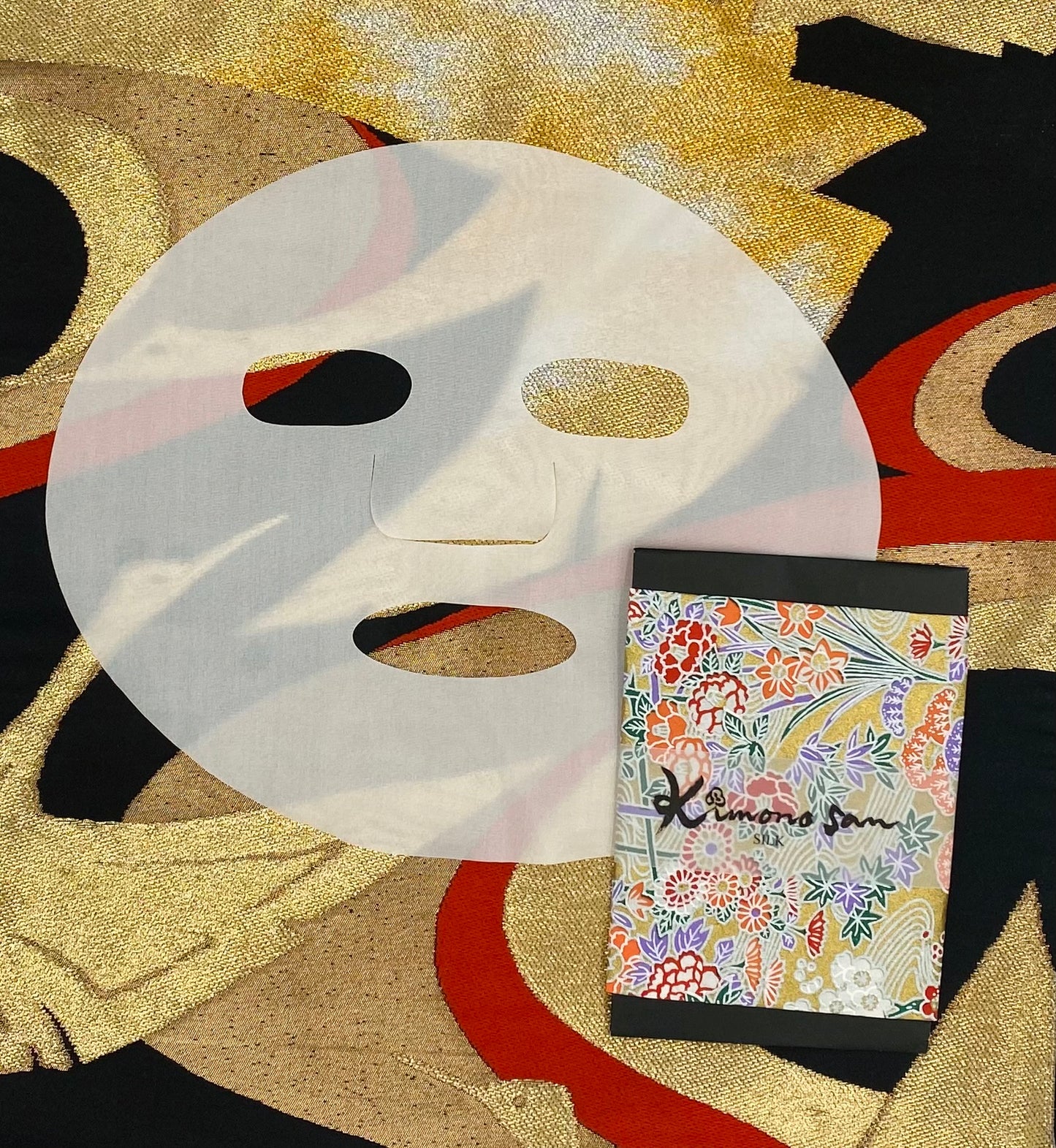 Silk face mask
